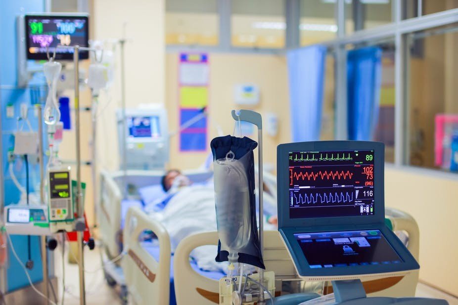 ICU (Intensive Care Unit)